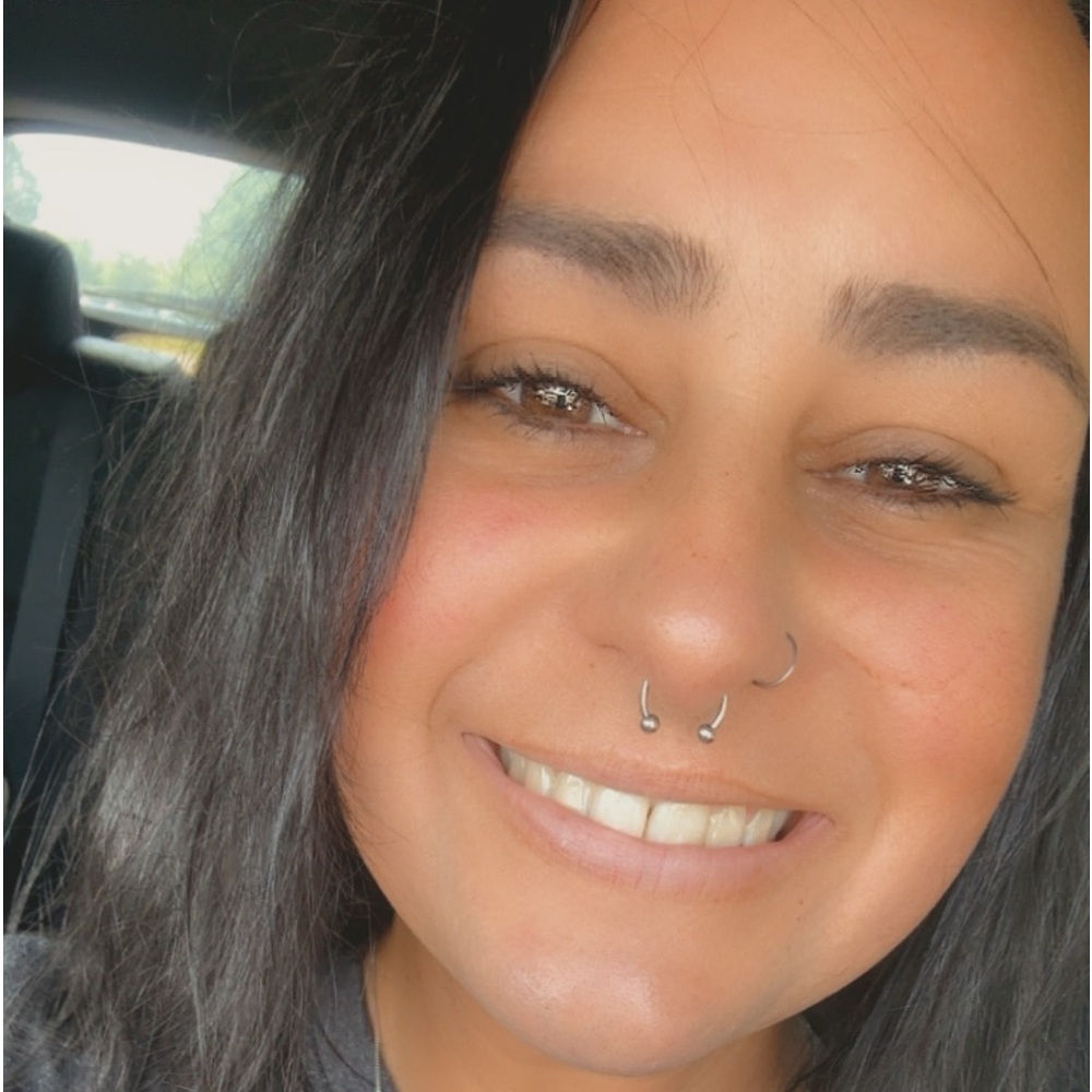 Meet your Posher, Nicole